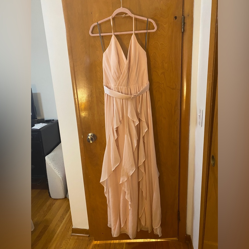 Vera Wang Chiffon blush Halter Neckline Dress with Cascading Skirt size 8